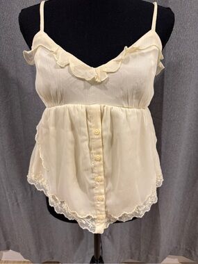 Hollister Delicate Creamy Yellow Ruffle Button-Front Cami -Size M